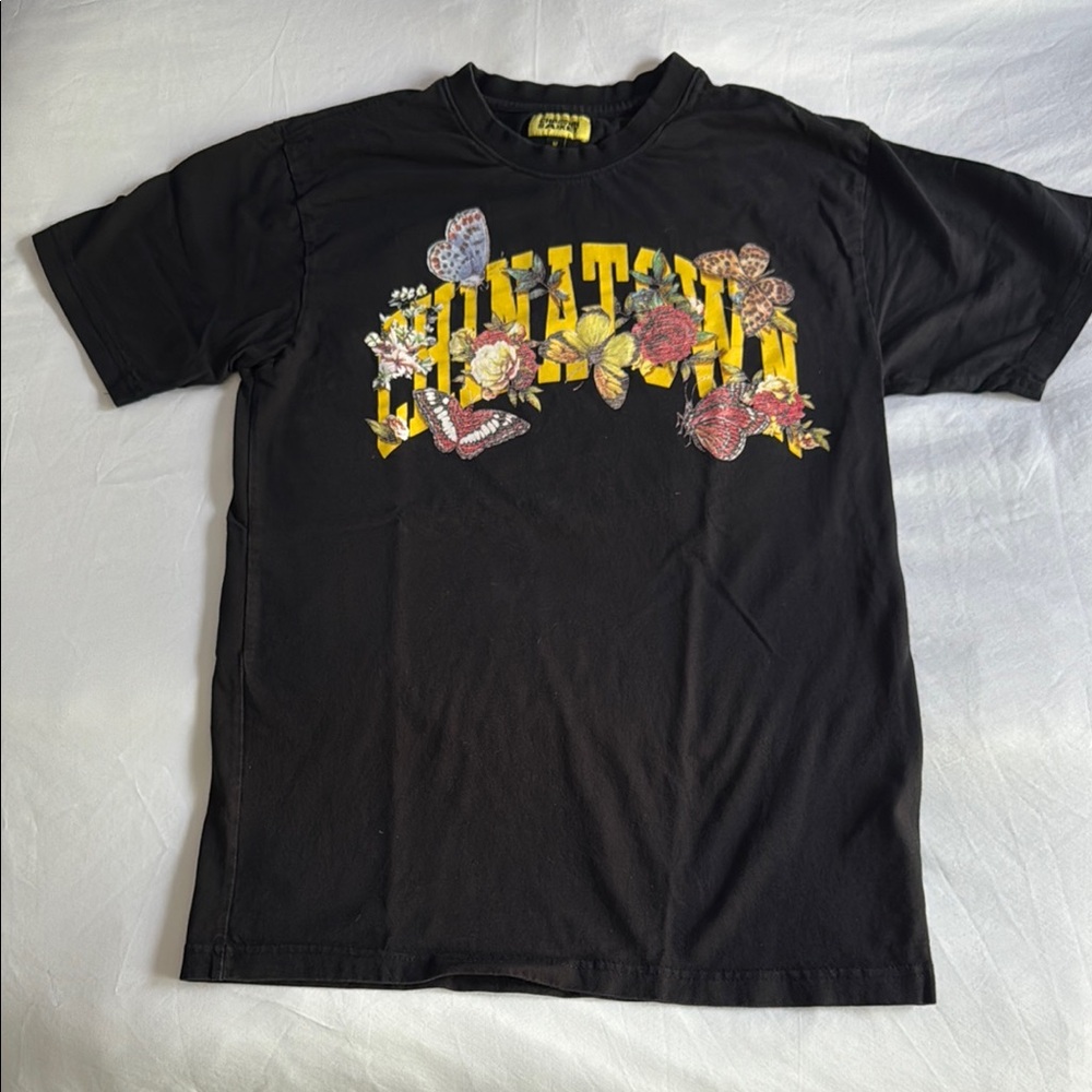 Black Graphic Men’s Medium T-Shirt